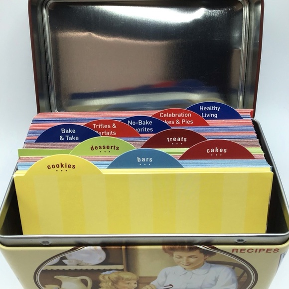 Hershey’s Vintage Chocolate Tin with Recipes - Picture 6 of 12